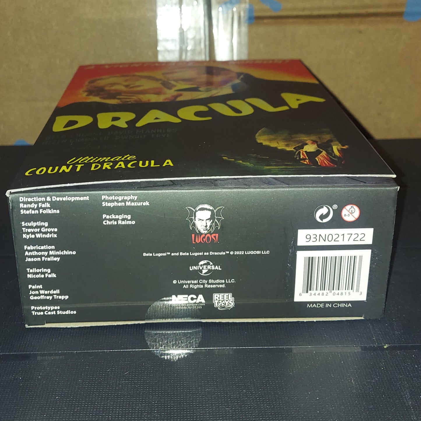 Neca Ultimate Count Dracula Bela Lugosi B & W Action Figure