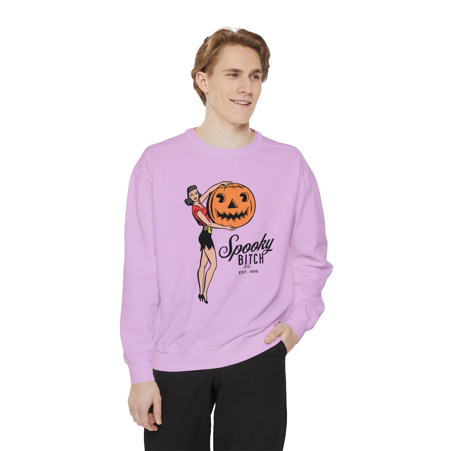 Spooky B!tch Co - Salem Witch 1692 Halloween Pumpkin Funny Retro-Style Gothic Sweatshirt - Unisex Garment-Dyed Sweatshirt