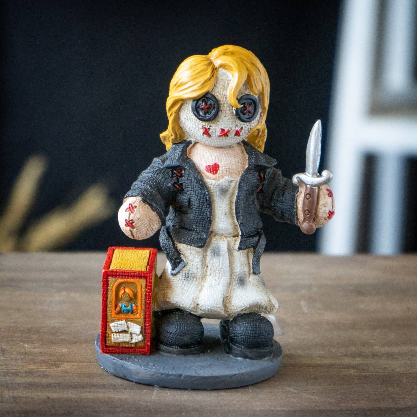 Pinheads Voodoo Style Tiff Resin Statue