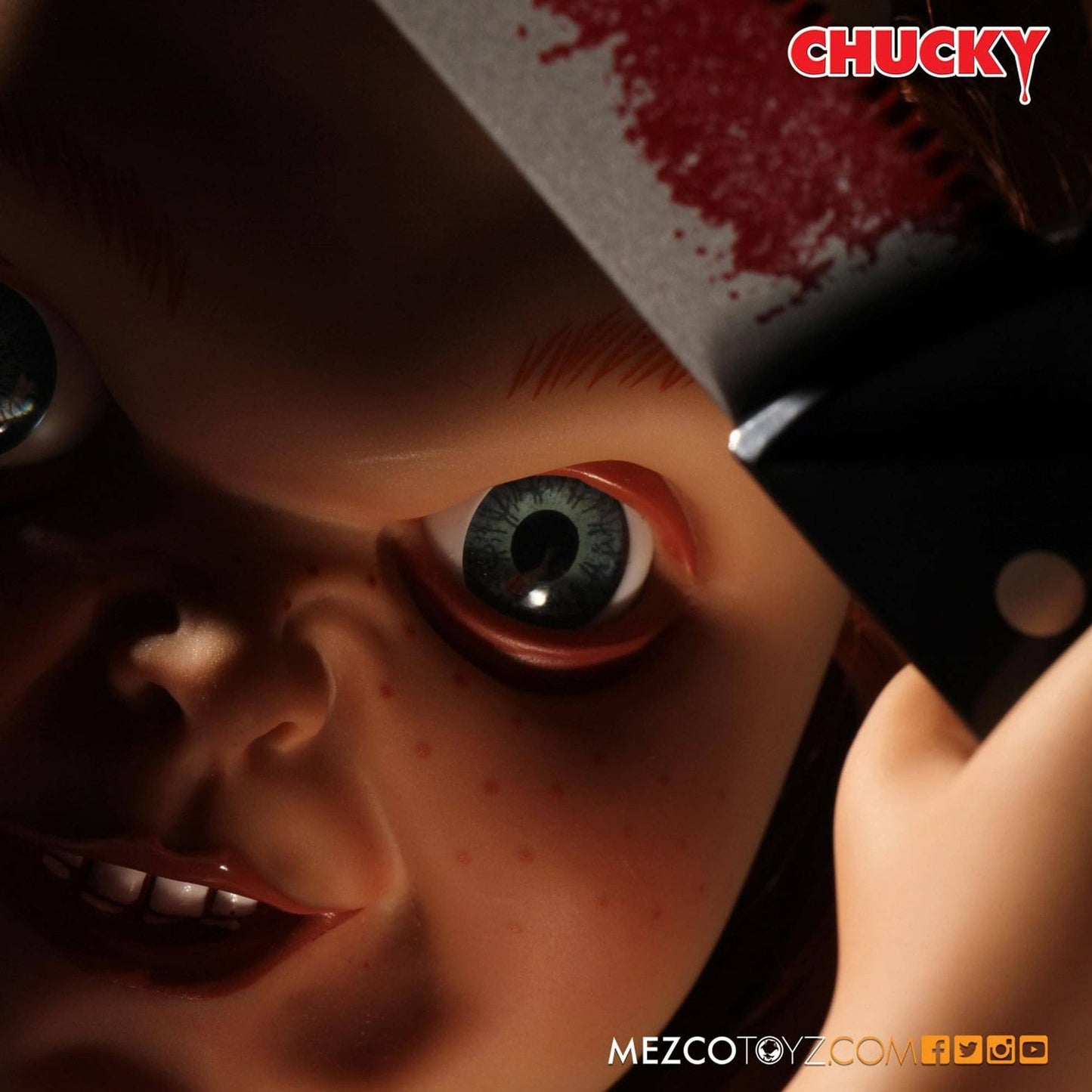 Mezco Child's Play 15" Good Guy Chucky Talking Action Figure