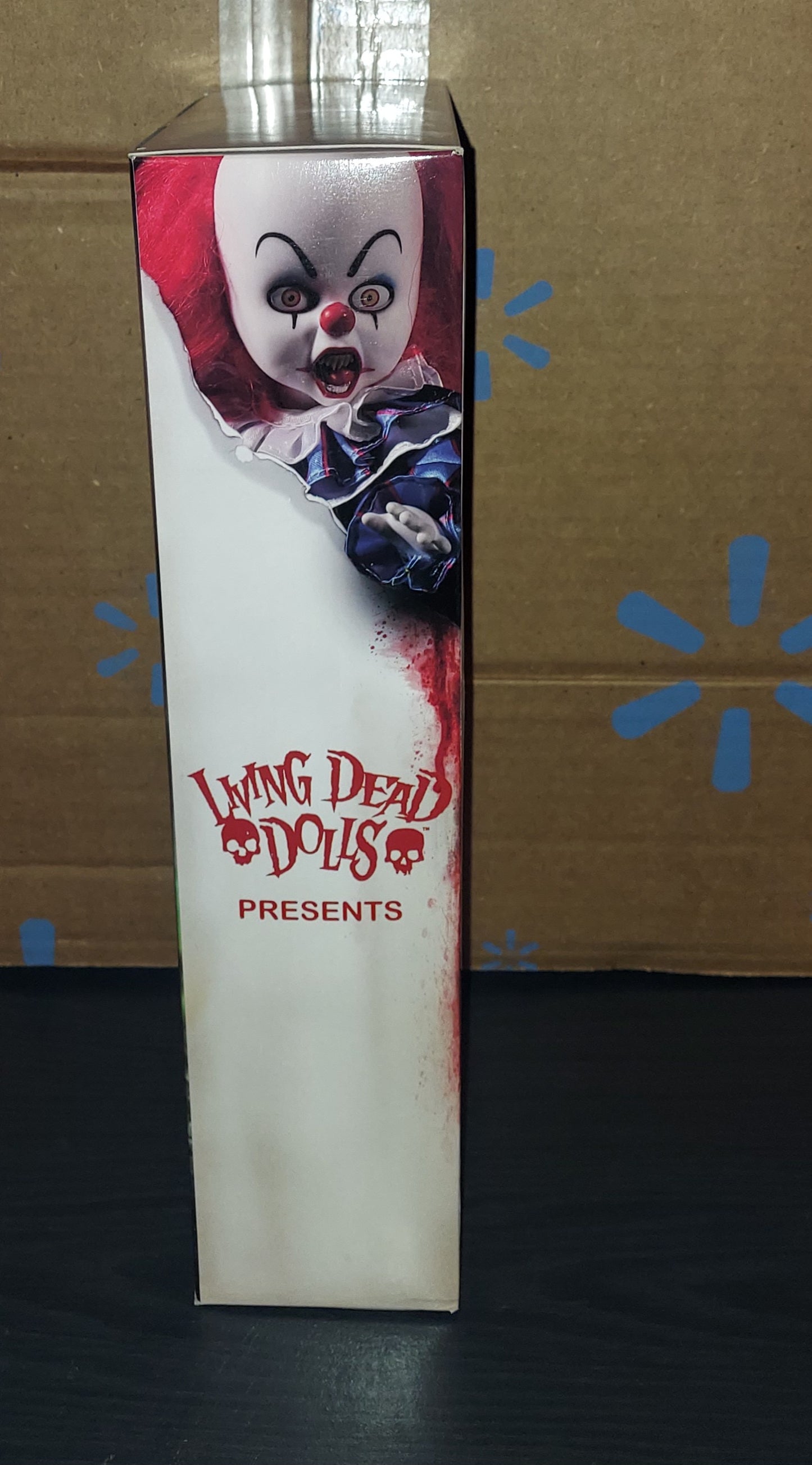 Mezco Living Dead Dolls IT Original Pennywise The Clown Figure