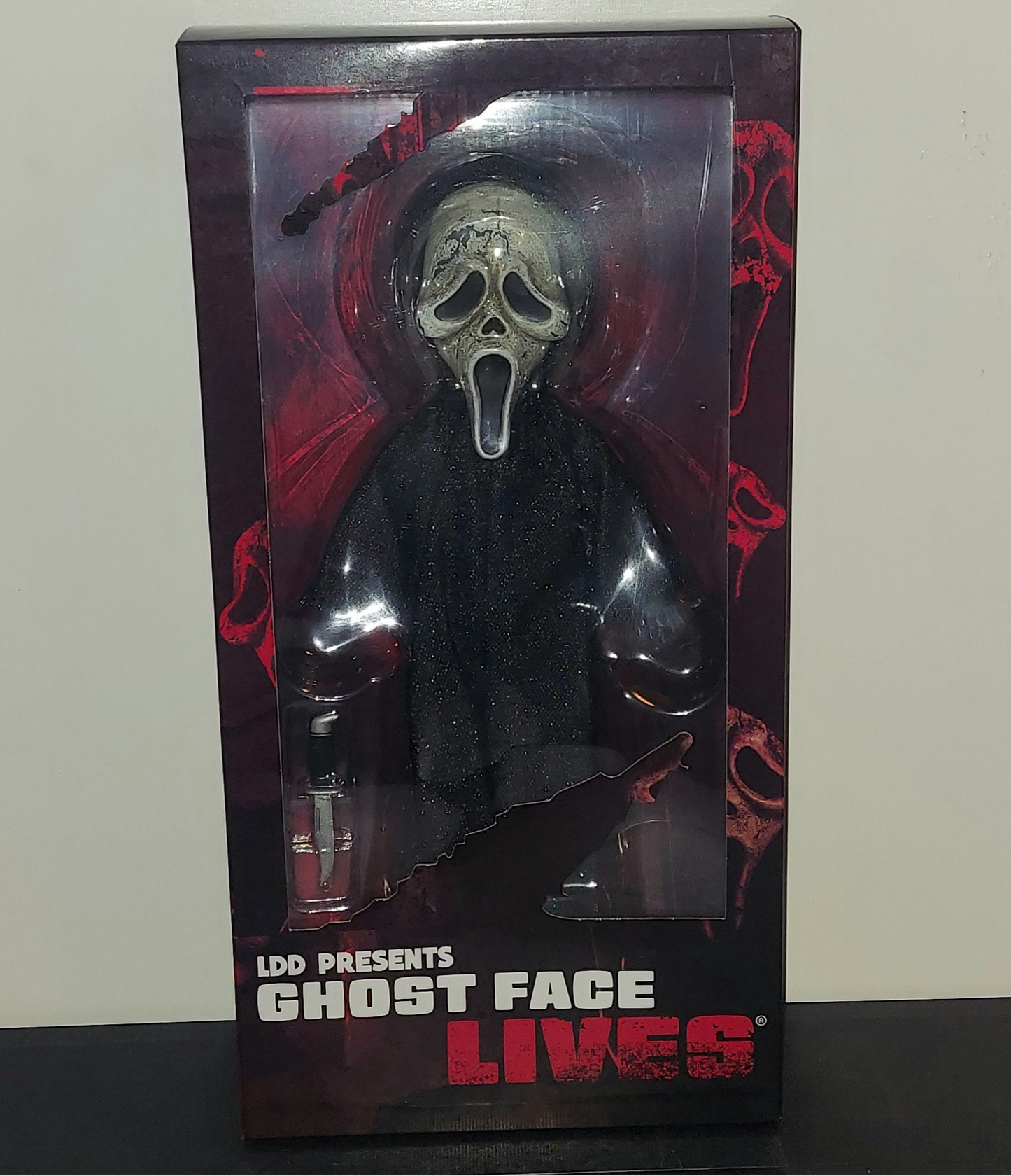 MEZCO LIVING DEAD DOLL PRESENTS:  GHOST FACE SCREAM 10" FIGURE WITH AGED MASK