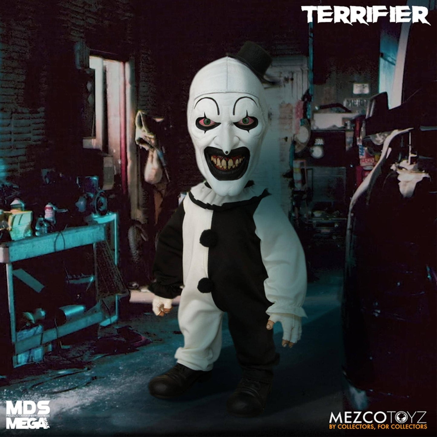 Mezco Terrifier Art the Clown 15 Inch MDS Figure w/Sound
