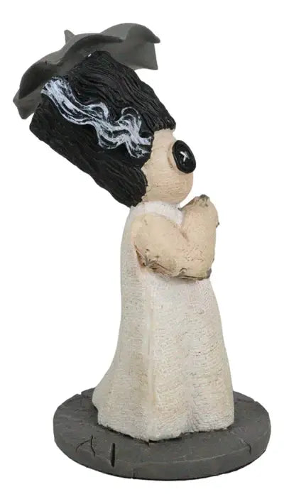 Pinheads Monster Halloween Horror Bride