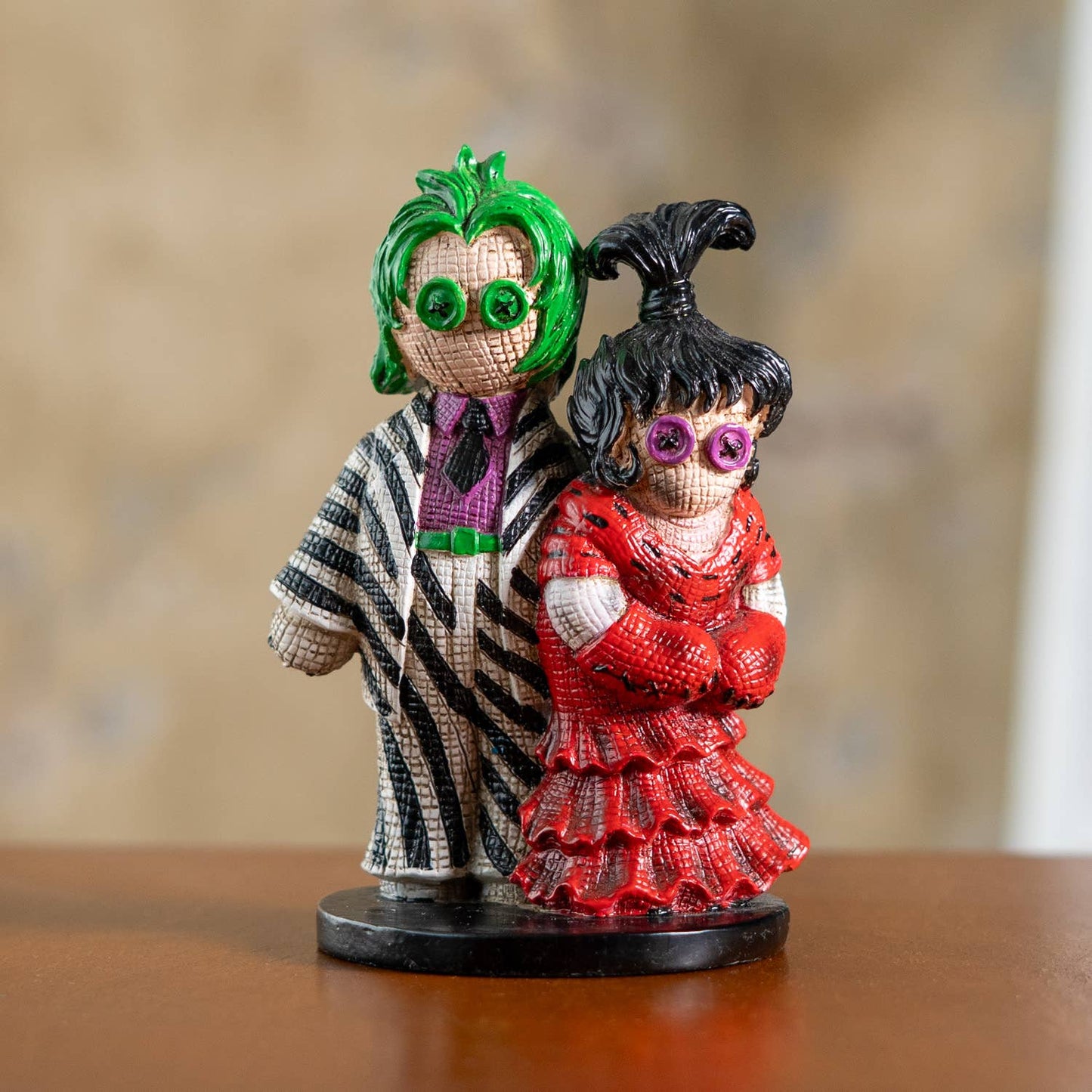 Pinheads Monster Beetle Juice & Lydia Mini Resin Statue