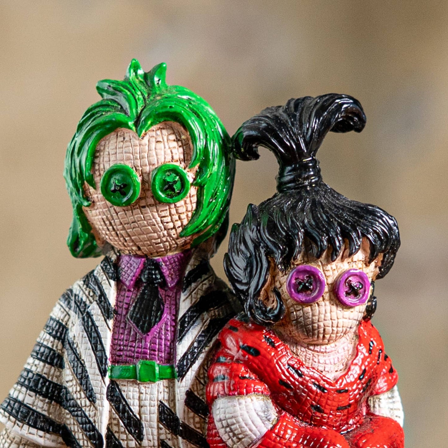 Pinheads Monster Beetle Juice & Lydia Mini Resin Statue